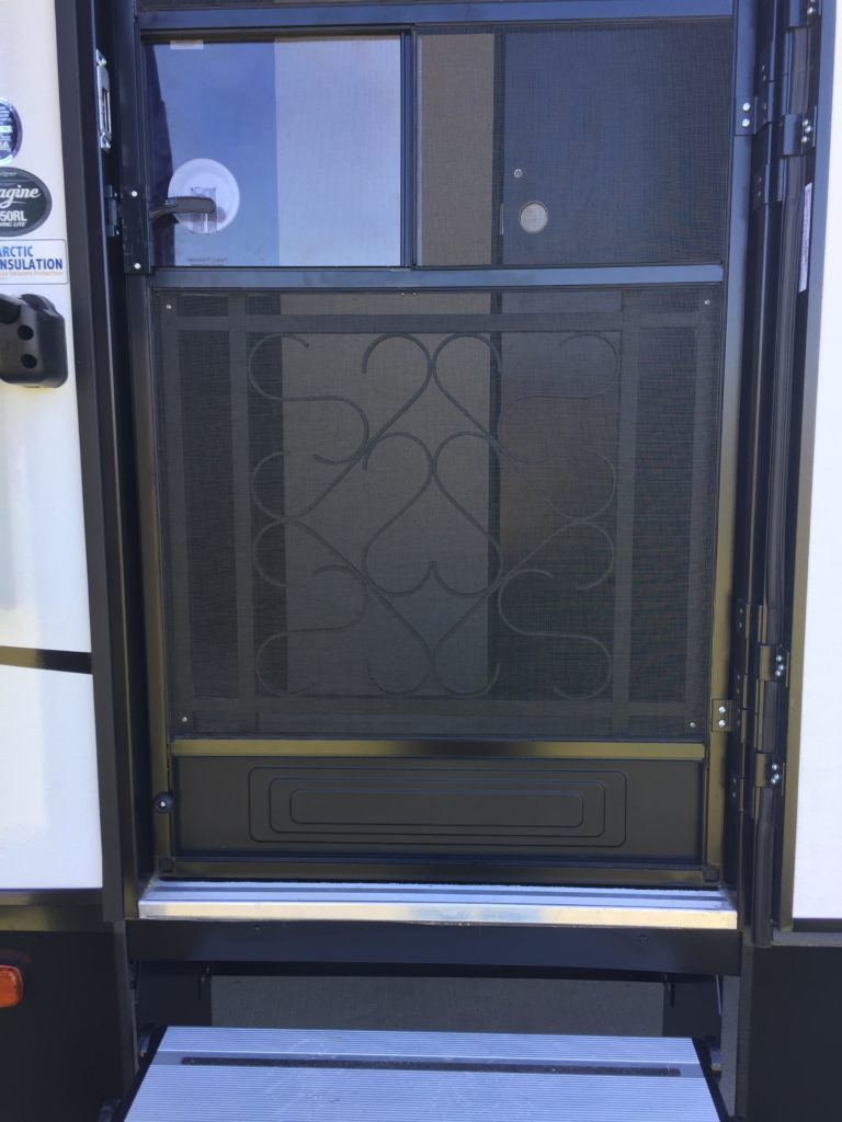 Camco Deluxe Screen Guard