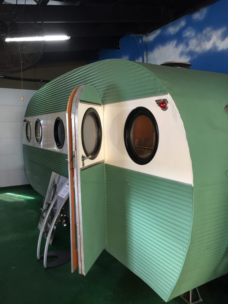 1949 Airfloat Land Yacht